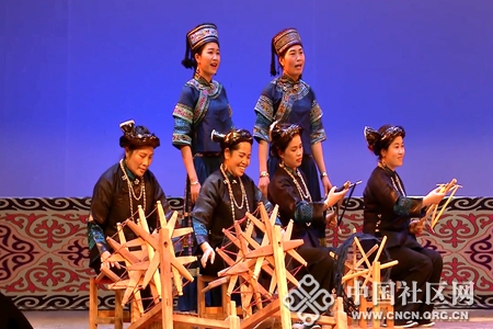 一般认为现在流行在隆林的壮族山歌始于北宋,明朝成熟,清代盛行并